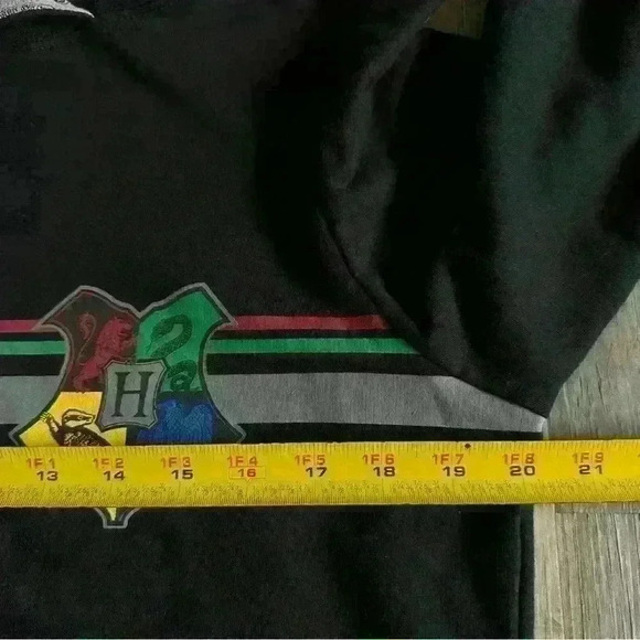 KIDS HARRY POTTER hoodie, size XL - Picture 10 of 13